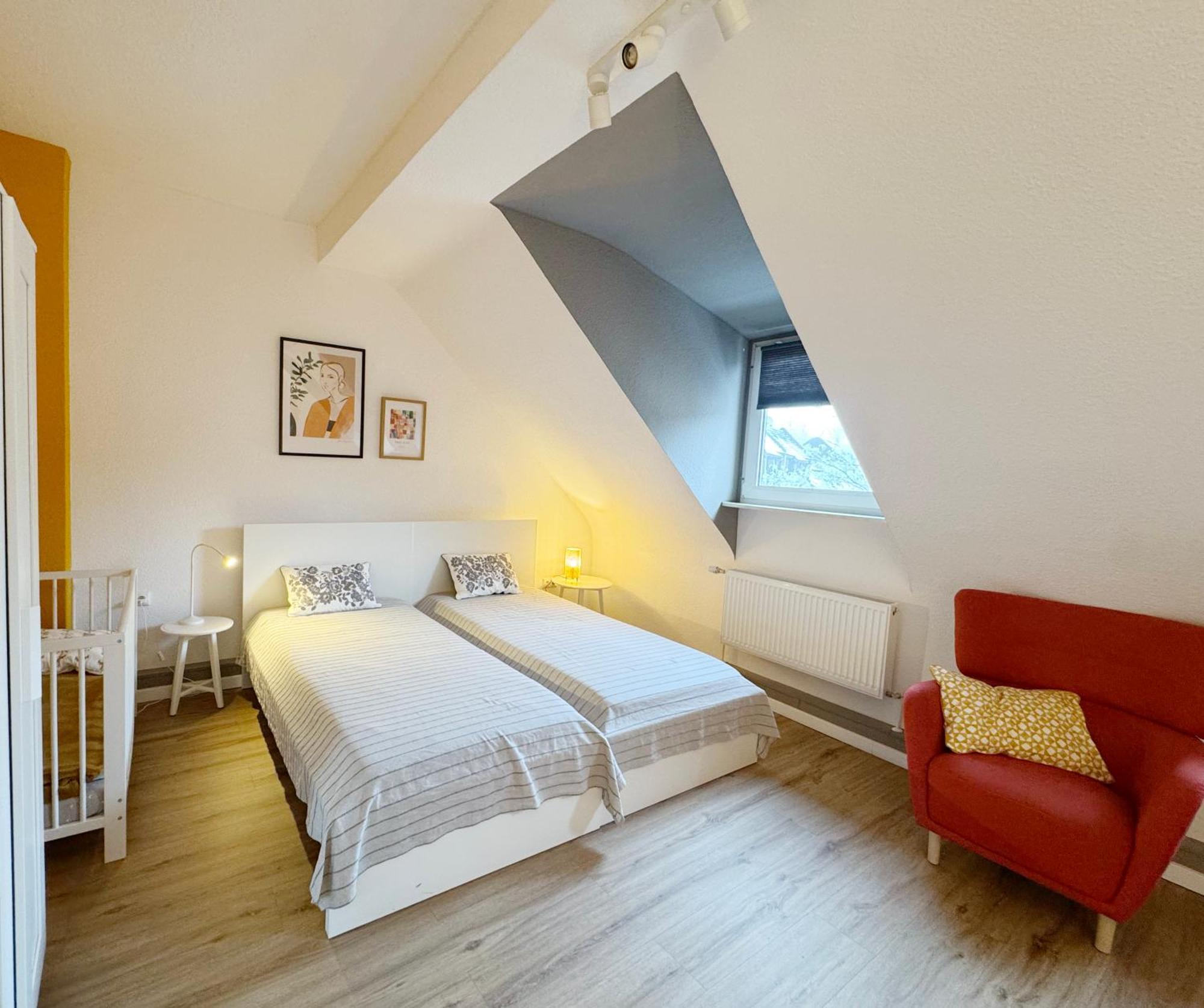 Apartmán Big Flat With Fresh Renovation, Free Parking, Sonyps, Netflix Duisburg Exteriér fotografie