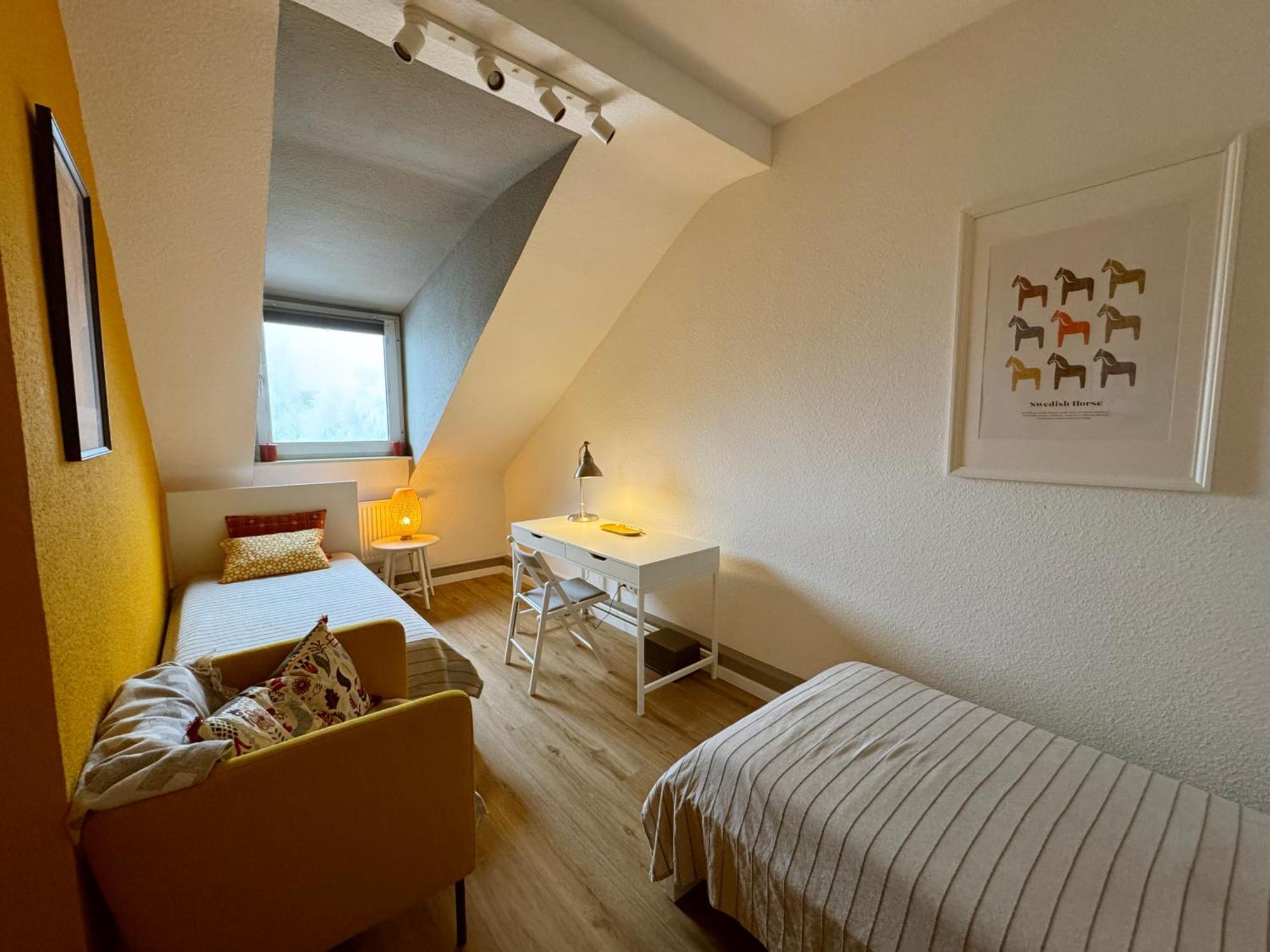 Apartmán Big Flat With Fresh Renovation, Free Parking, Sonyps, Netflix Duisburg Exteriér fotografie