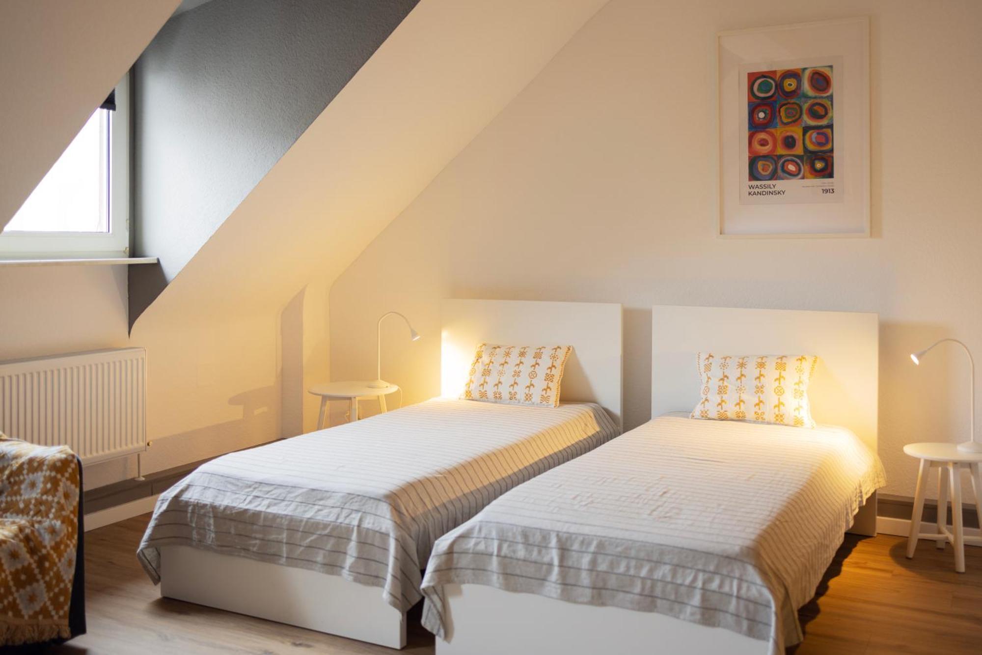 Apartmán Big Flat With Fresh Renovation, Free Parking, Sonyps, Netflix Duisburg Exteriér fotografie